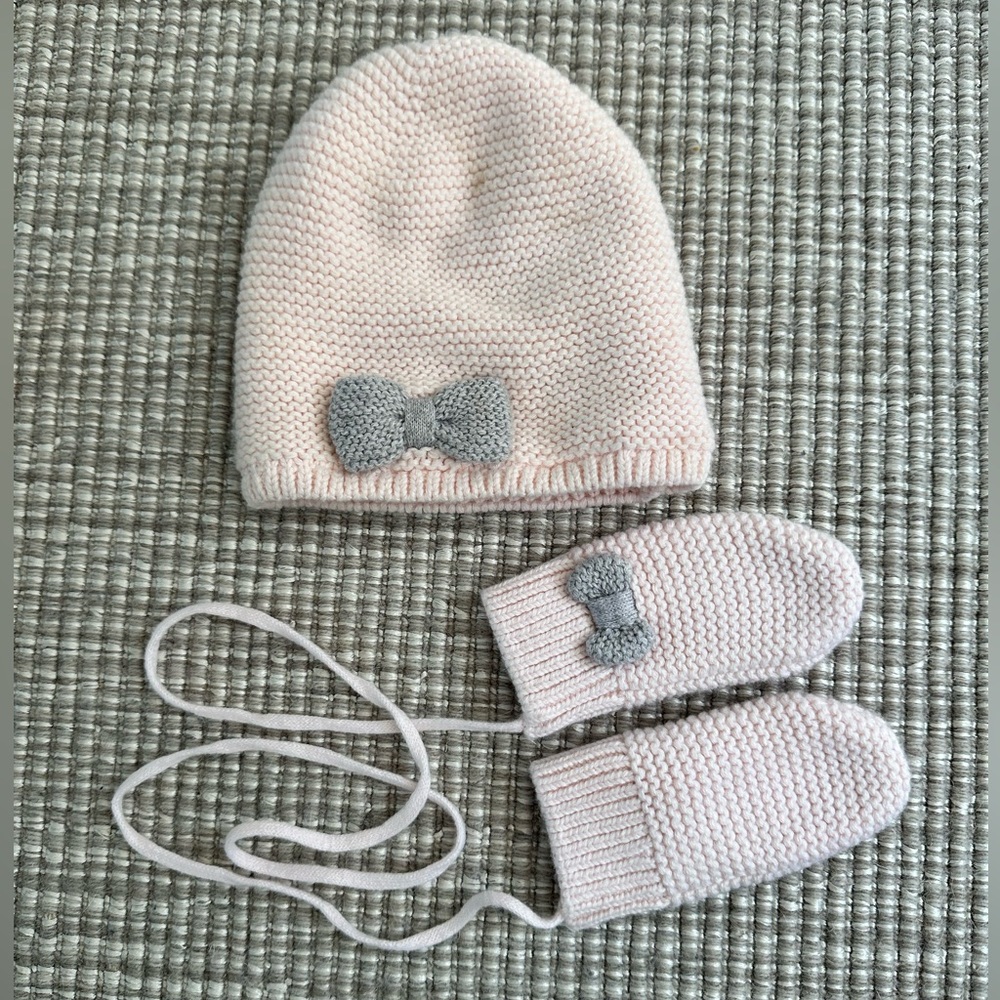 Jacadi baby hat and mittens